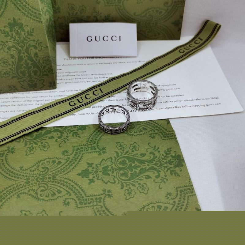 G*u*i rings